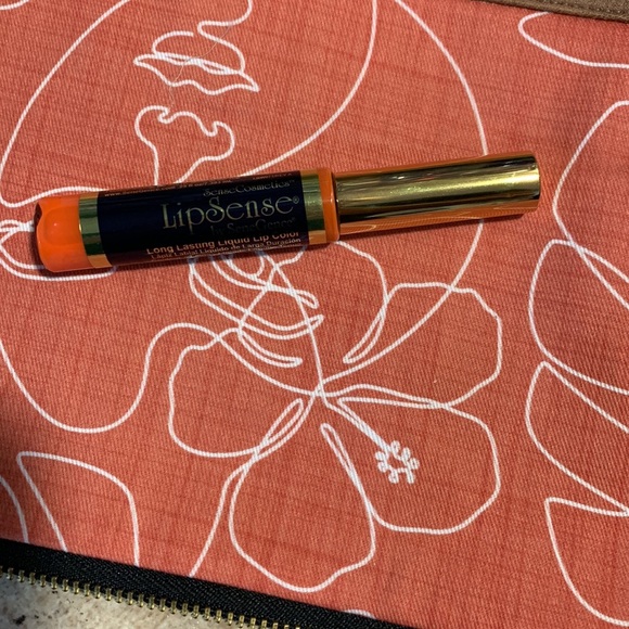 Cora-Lina limited edition Lipsense - Picture 2 of 4